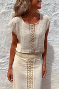 color_khaki