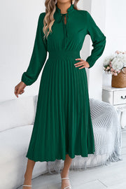 Women's Long Sleeve Pleated Midi Dress – Fitted Waist