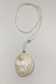 Natural Shell Necklace – Ocean-Inspired Beach Style