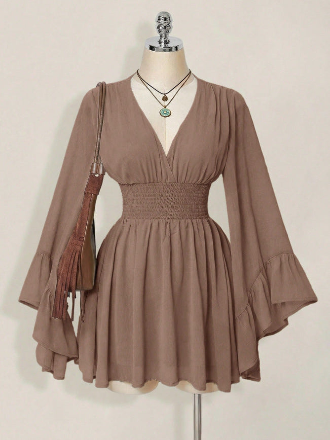 color_khaki