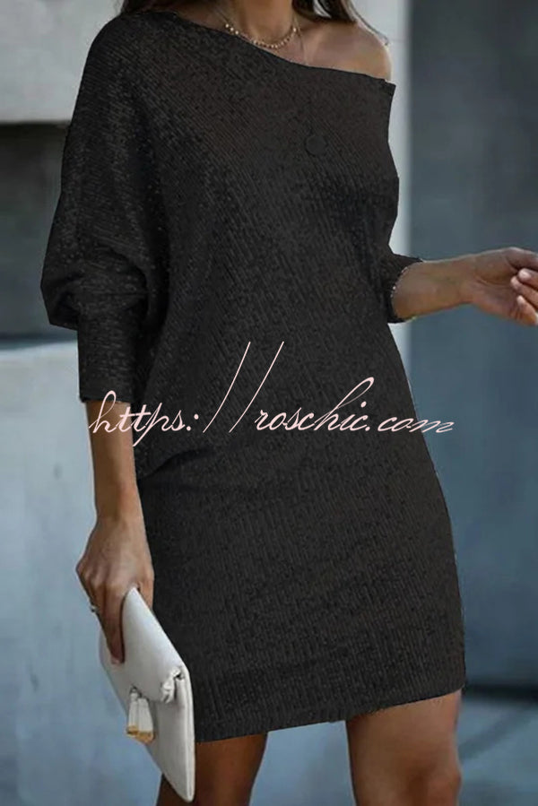 Mini-robe pailletée à épaules dénudées – Coupe ample style vacances