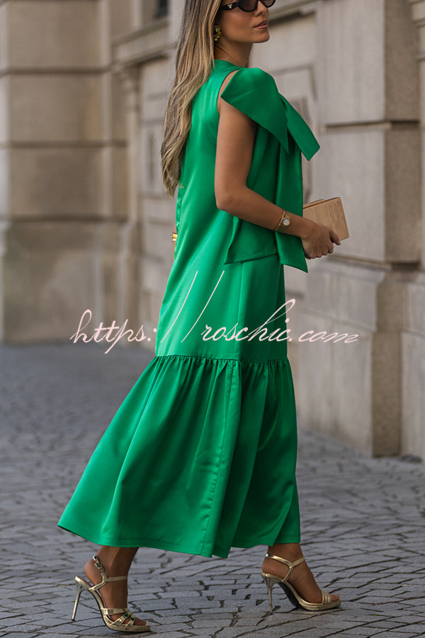 Robe longue ample en satin surdimensionnée à col nœud sans manches