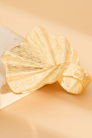 Ginkgo Leaf Shape Alloy Ring in Gold & Silver
