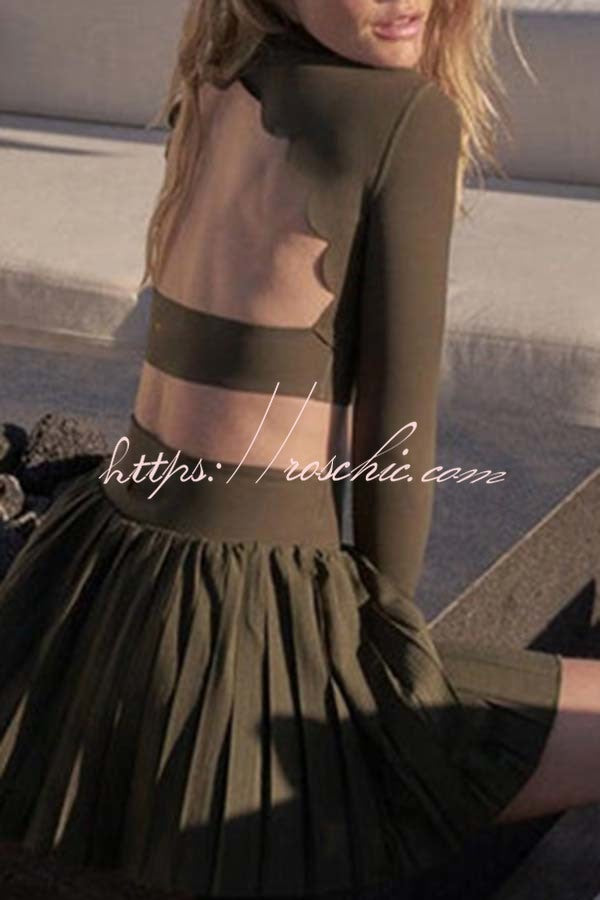 Open Back Long Sleeve Yoga Crop Top with Petal Trim