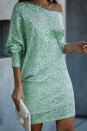 Mini-robe pailletée à épaules dénudées – Coupe ample style vacances