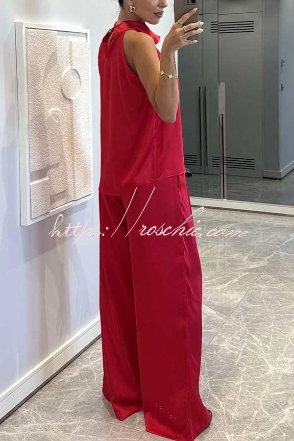 Ensemble haut à col bénitier en satin et pantalon ample | Deux pièces sans manches