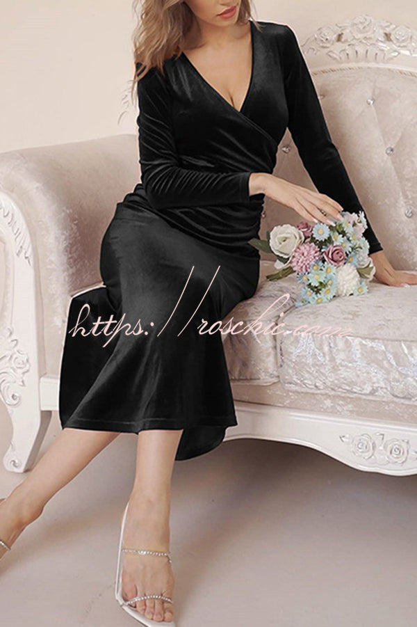 Velvet Long Sleeve V-Neck Fishtail Maxi Dress – Slim Fit