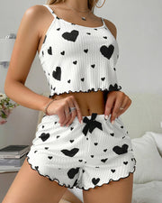 color_white_black_heart