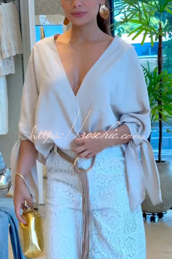 Linen Blend V-Neck Loose Top with Knotted Cuff Half Sleeves