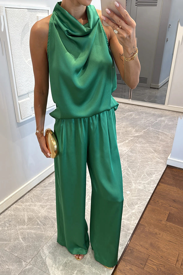 Ensemble haut à col bénitier en satin et pantalon ample | Deux pièces sans manches