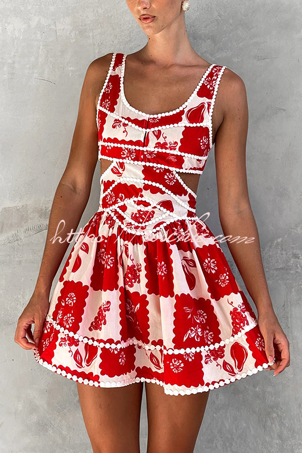 Holiday Print Ric Rac Trim Cutout Mini Dress