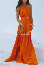 Robe longue asymétrique en lin mélangé avec fente tressée