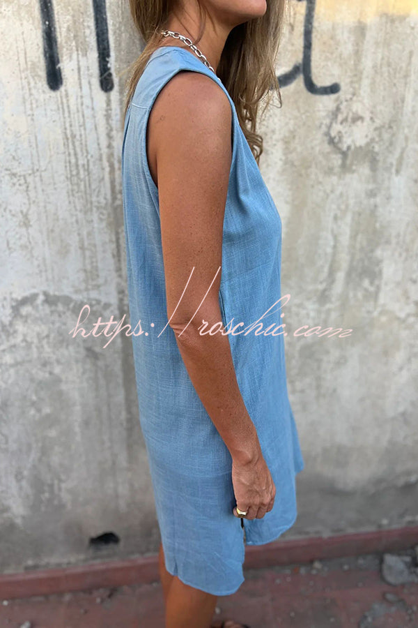 Sleeveless V-Neck Mini Dress with Pockets – Loose Casual Fit