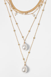 Collier de perles d'imitation vintage avec chaîne en or