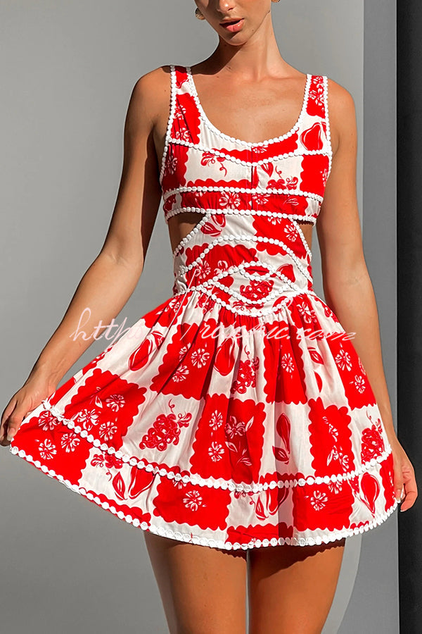 Holiday Print Ric Rac Trim Cutout Mini Dress