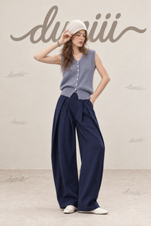 Duniii Pleated Barrel-Leg Pants
