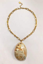 Natural Shell Necklace – Ocean-Inspired Beach Style