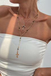 Collier multicouche avec croix de diamants – Look empilé élégant