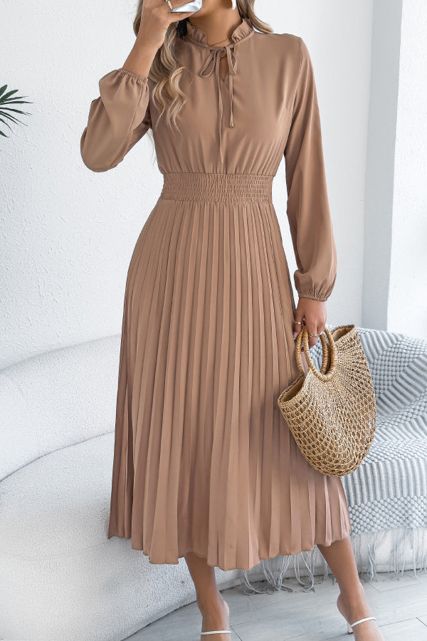 Women's Long Sleeve Pleated Midi Dress – Fitted Waist