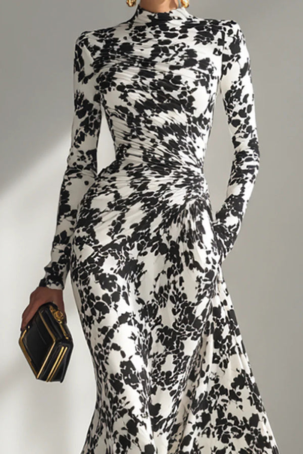 Black & White Printed Long-Sleeve Pleated Maxi Dress