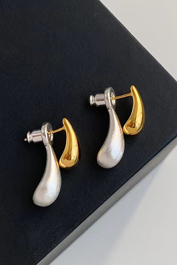Contrast Color Teardrop Stud Earrings