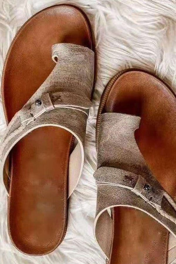 Casual Rubber Beach Slippers for Vacation & Resort Wear