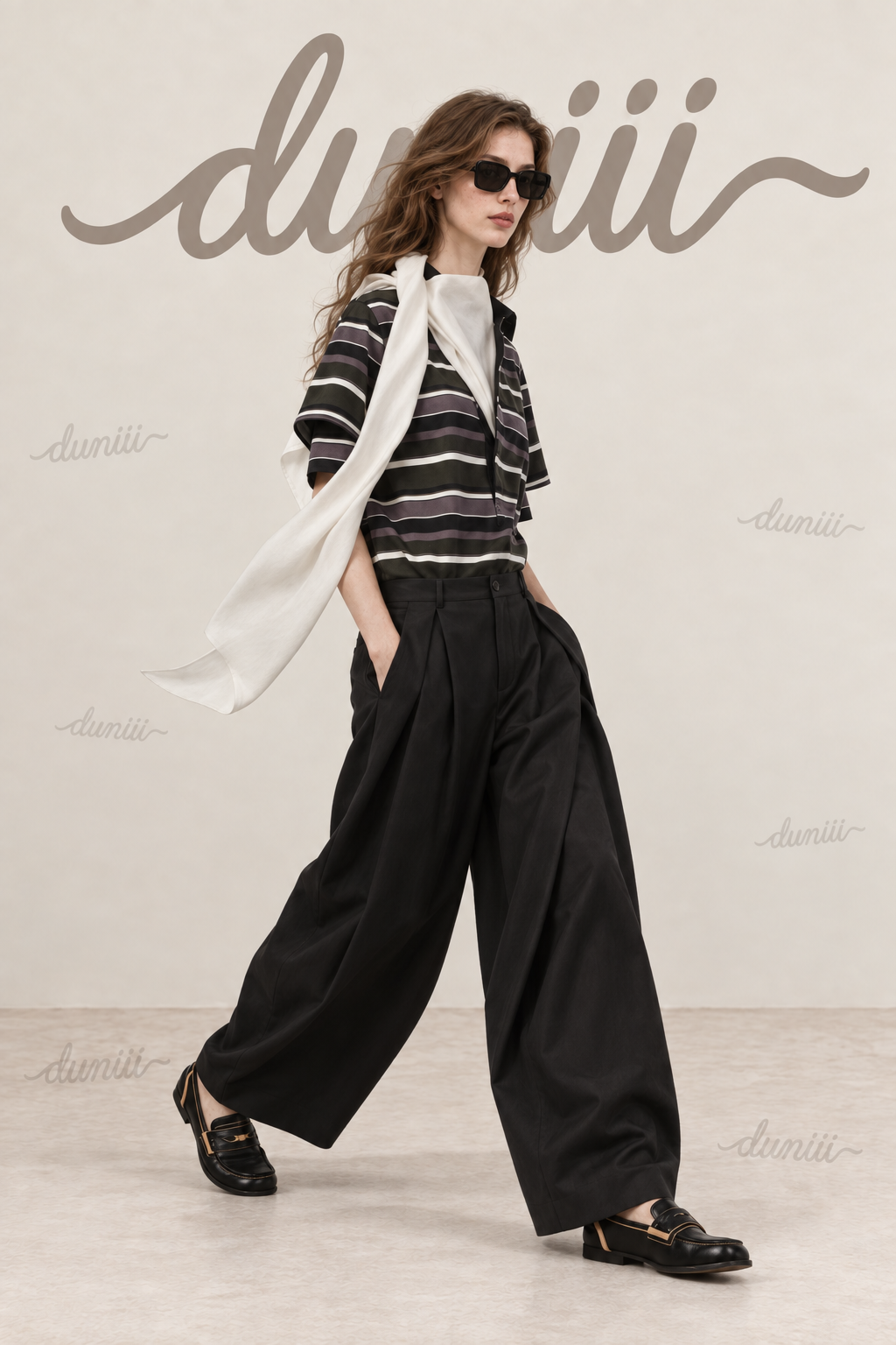 Duniii Pleated Barrel-Leg Pants