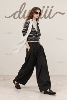 Duniii Pleated Barrel-Leg Pants