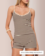 color_brown