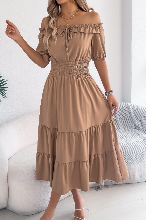 Robe midi plissée à épaules dénudées – Style vacances décontracté