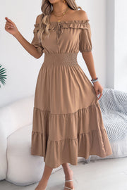 Robe midi plissée à épaules dénudées – Style vacances décontracté
