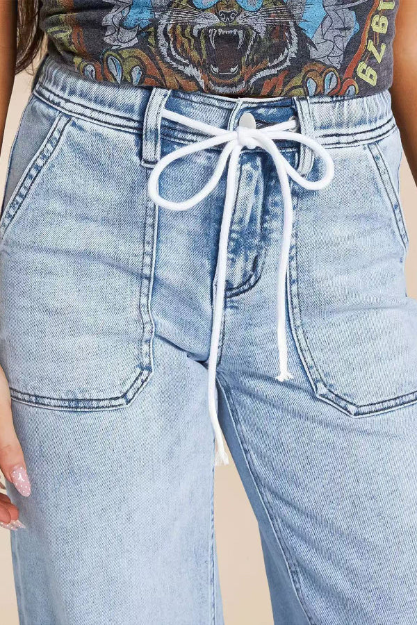 Women's Loose Straight Leg Jeans with Elastic Waist & Pockets