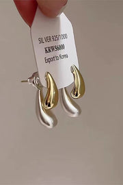 Contrast Color Teardrop Stud Earrings