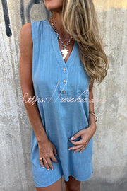 Sleeveless V-Neck Mini Dress with Pockets – Loose Casual Fit