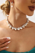 Set di gioielli con collana e orecchini barocchi con perle e cristalli