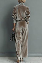 Velvet Turtleneck Top & Wide-Leg Pants Set – Loose Fit