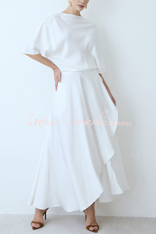 Robe longue portefeuille en satin avec manches larges et poche