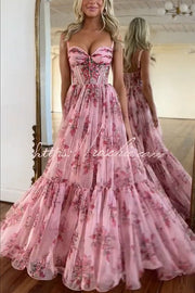 Robe longue trapèze à col en cœur et corset en tulle floral