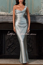 Robe longue plissée en satin à une épaule pour tenue de soirée