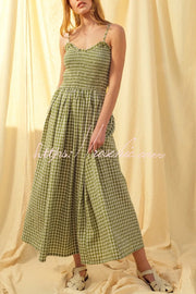 Plaid Print Ruched Maxi Dress with Pockets
