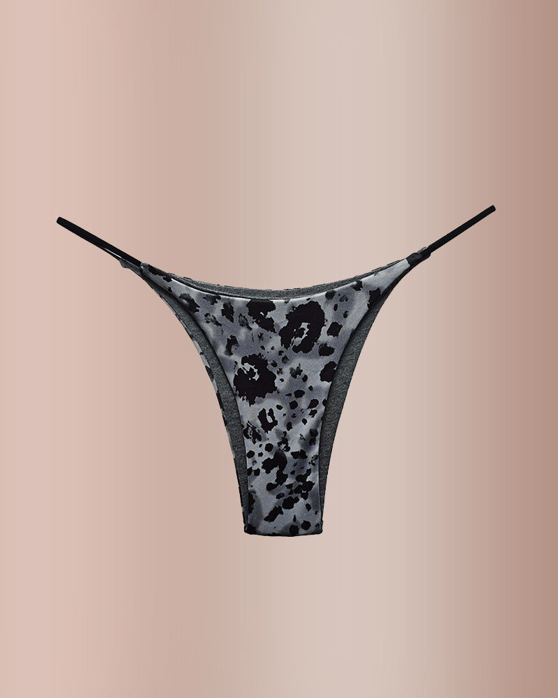 color_gray_leopard_print