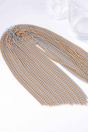 Collier écharpe en chaîne métallique superposée exagérée