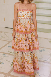 Robe longue imprimée à lacets et découpes à plusieurs niveaux pour les vacances
