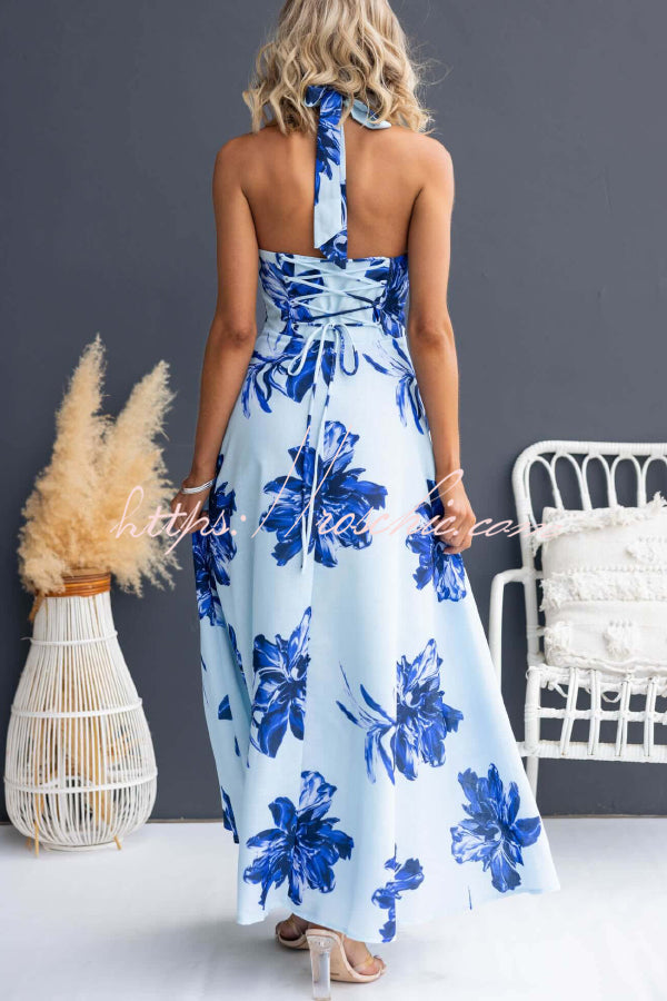 Robe longue dos nu à imprimé floral et col licou