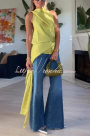 Haut dos nu en satin avec col noué et dos ouvert, coupe ample
