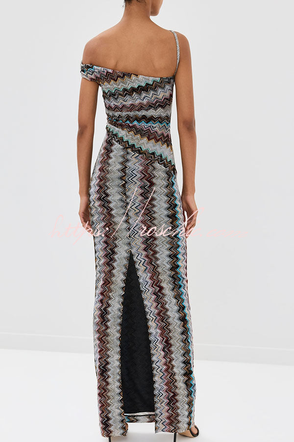 Robe longue fendue en zigzag colorée à une épaule