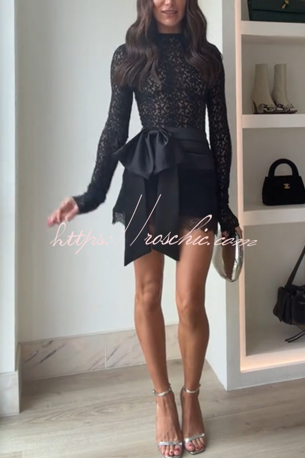 Satin Bow Appliqué Mid Rise Lace Hem Mini Skirt