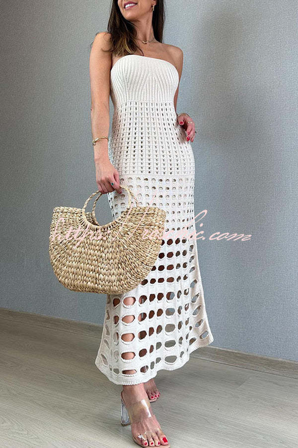 Robe longue en tricot à épaules dénudées et patchwork rustique – Coupe ample
