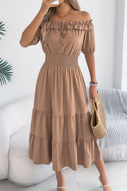 Robe midi plissée à épaules dénudées – Style vacances décontracté