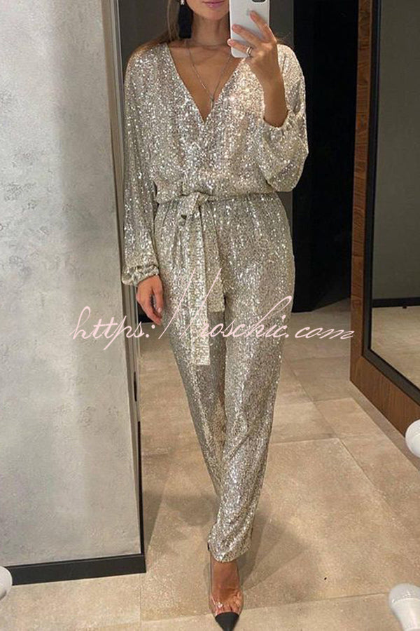 Combinaison portefeuille ceinturée à manches longues et sequins – Coupe ample